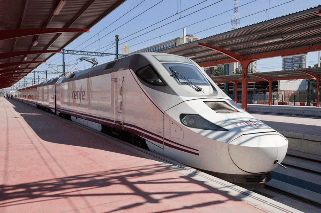 Renfe pone a partir del 16 de febrero un tren madrugador directo de Segovia a Madrid con 507 plazas