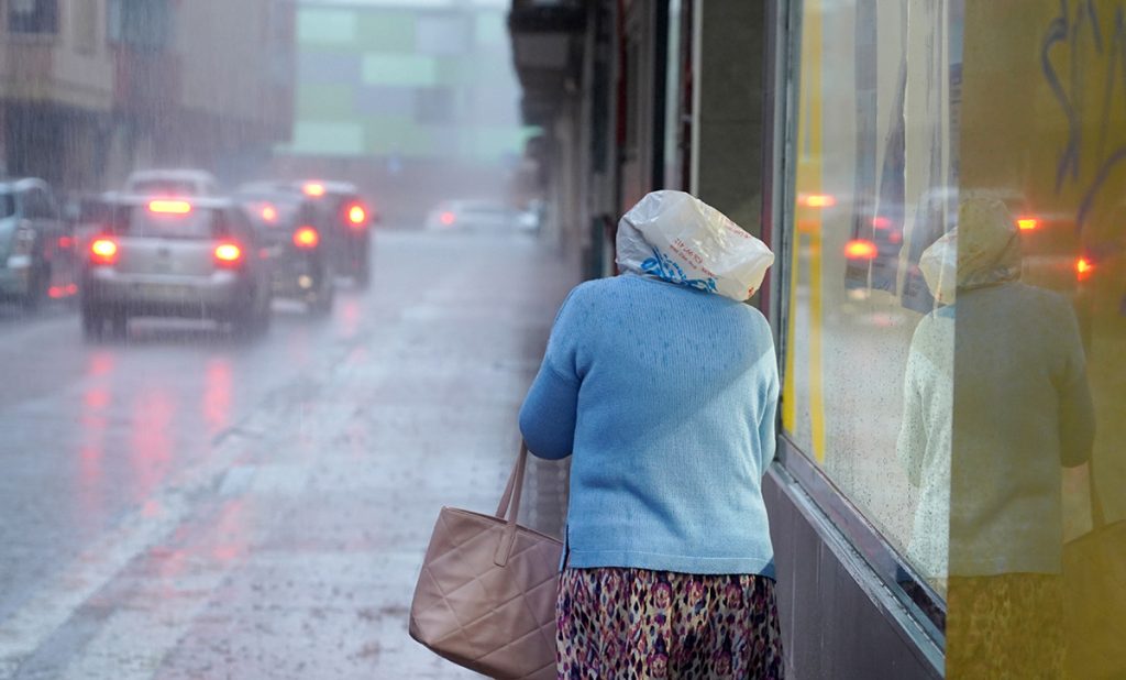 Tormentas fuertes, rachas de viento intensas y posible granizo para empezar la semana en el norte
