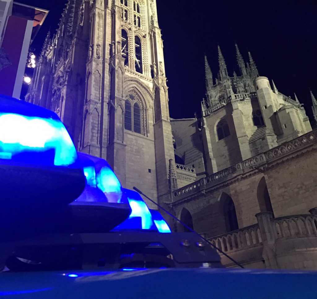 Identifican a dos menores que realizaban grafitis en una calle del barrio de Vista Alegre G3 de Burgos