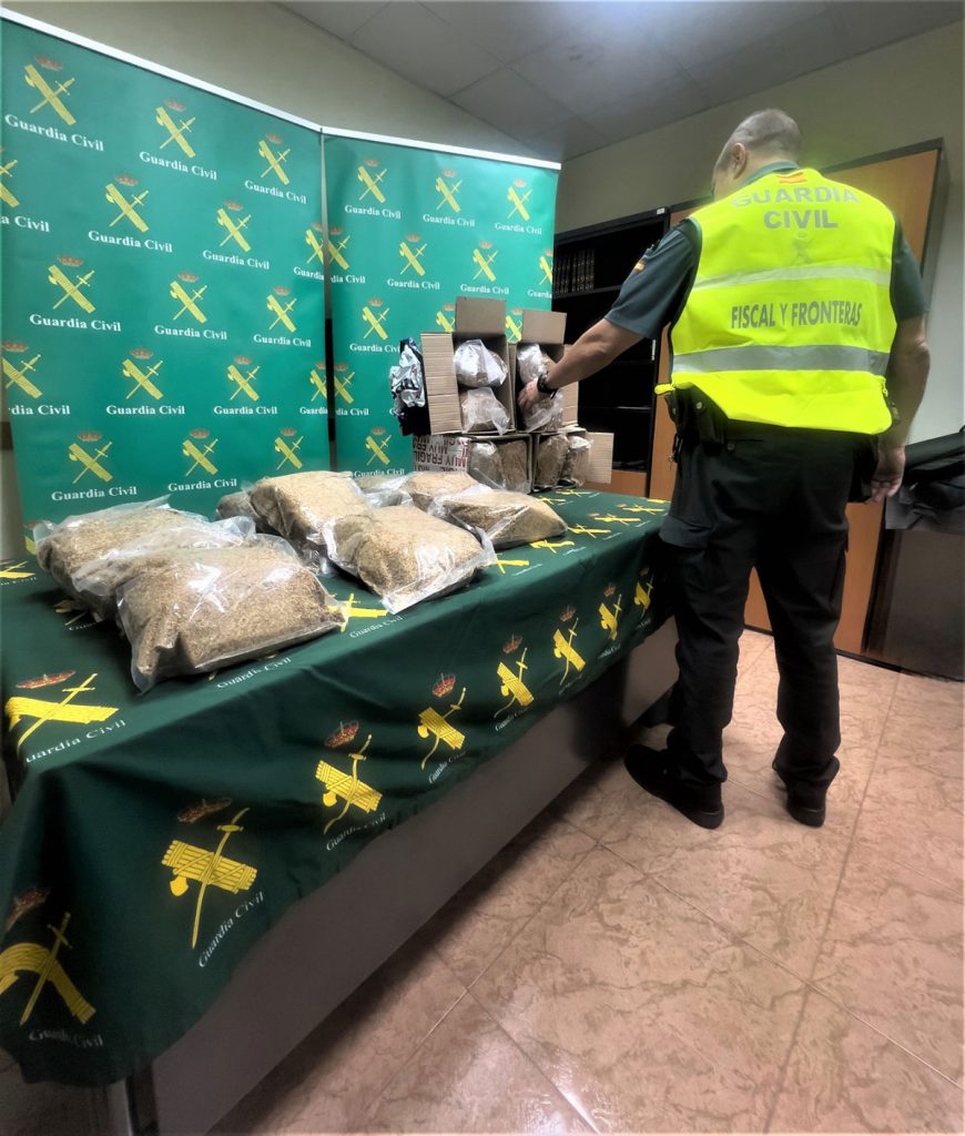 Incautados cerca de 20 kilos de picadura de tabaco ilegal y tramitadas 14 actas de denuncia en León