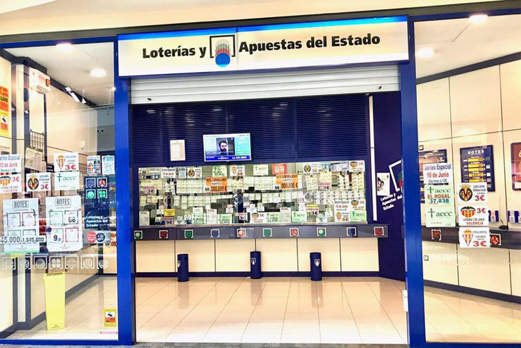 La administración 1 de Aranda de Duero (Burgos) reparte 1,2 millones entre los vecinos de la localidad gracias al segundo premio de la Lotería Nacional